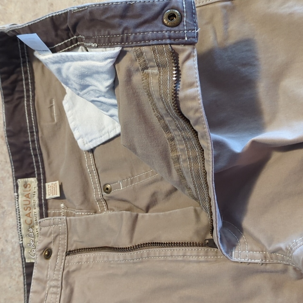 Cabelas Mens Khaki Pants 34x30 Zipper Pockets Hiking Work - Picture 7 of 12